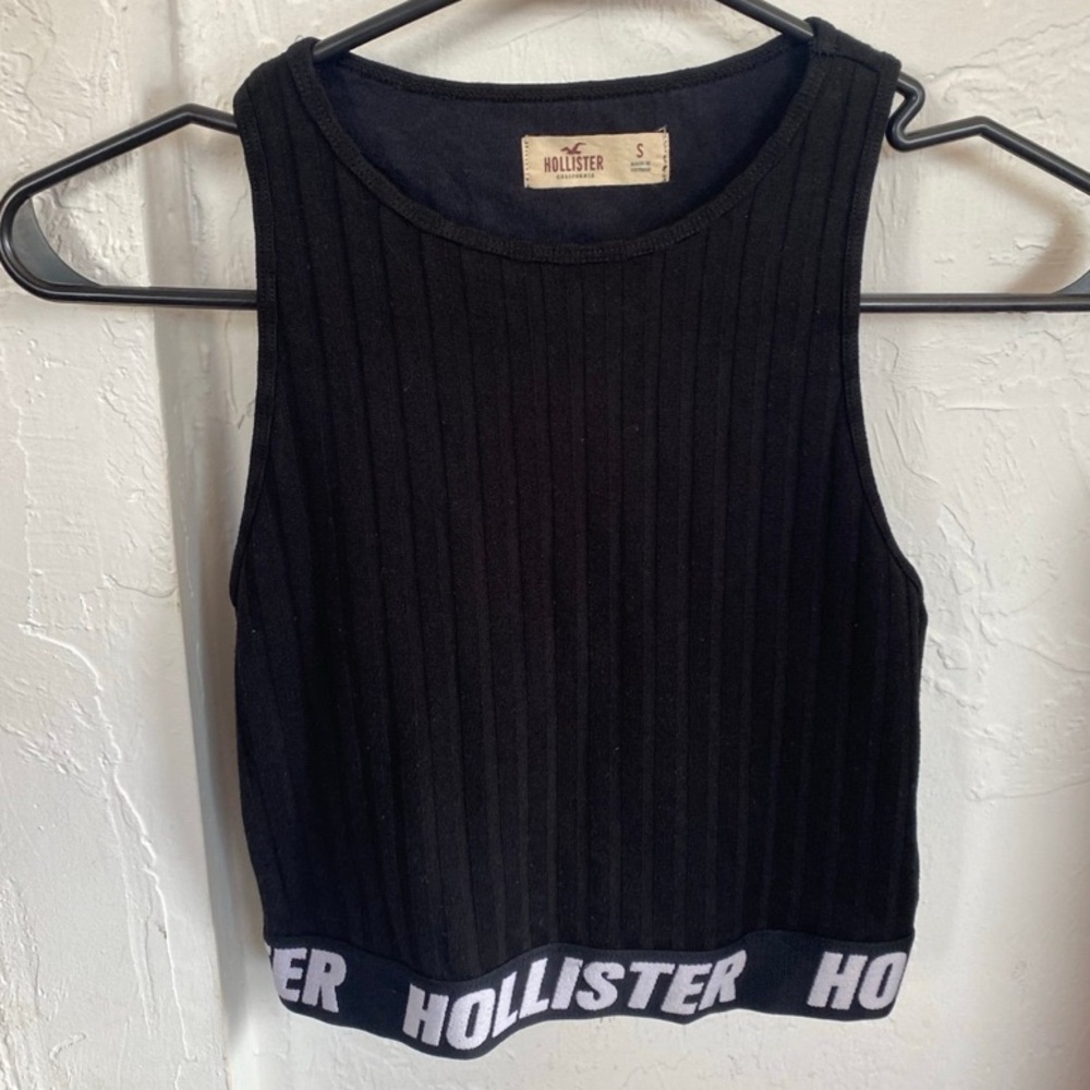 Hollister Crop